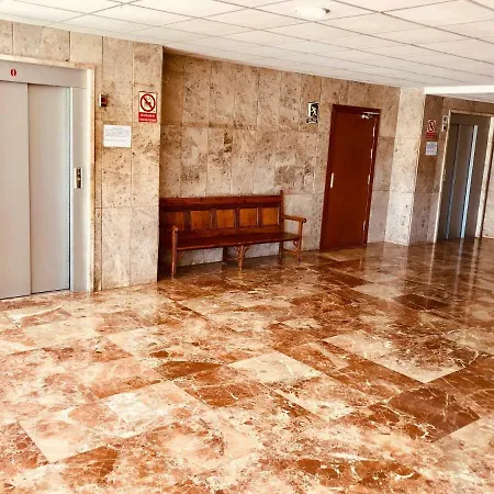 Seaside Vista Apartment: Retreat Torremolinos